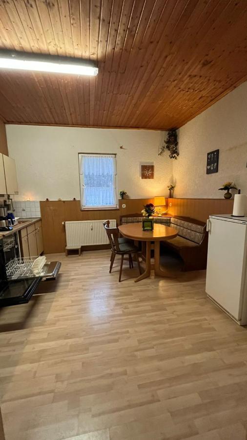 Monteure, Ganzes Haus, Schwarzheide, Haus 1 Lejlighed Eksteriør billede