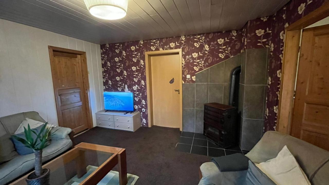 Monteure, Ganzes Haus, Schwarzheide, Haus 1 Lejlighed Eksteriør billede